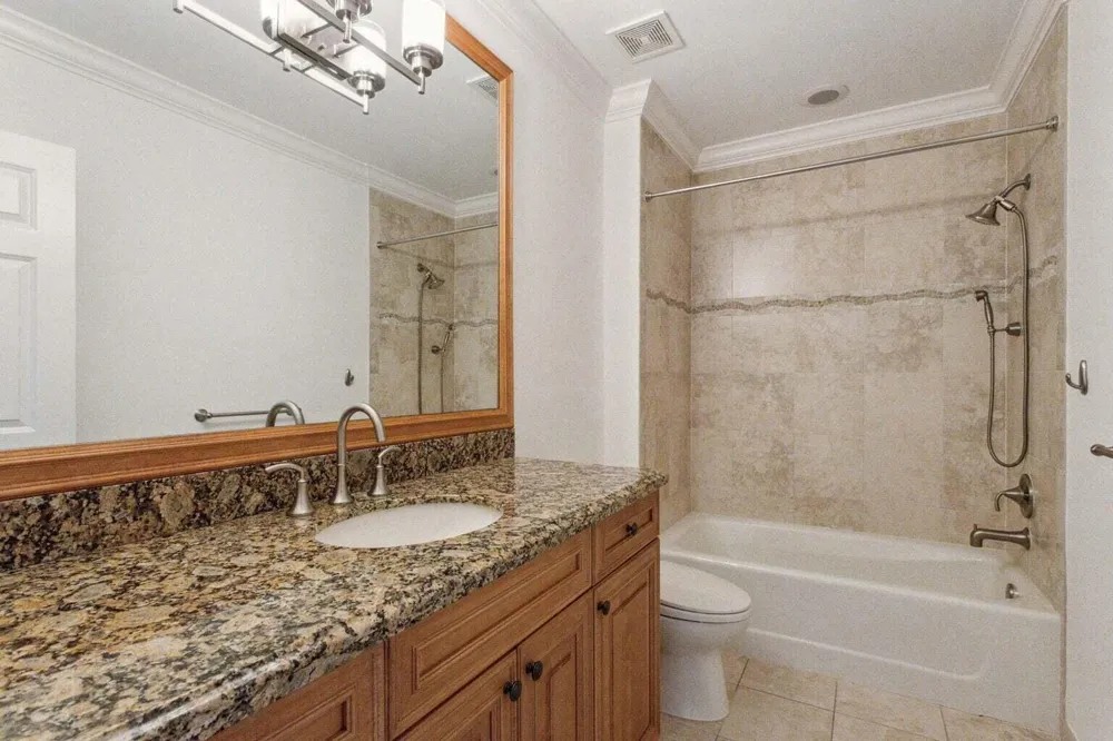 3863 NE 22nd Way Lighthouse Point, FL 33064