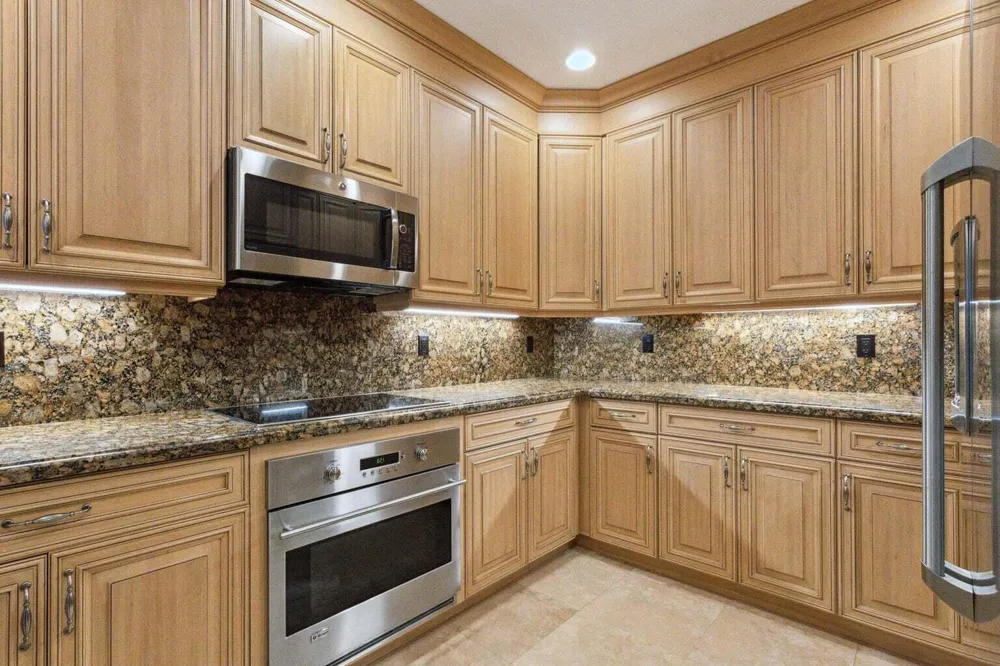 3863 NE 22nd Way Lighthouse Point, FL 33064