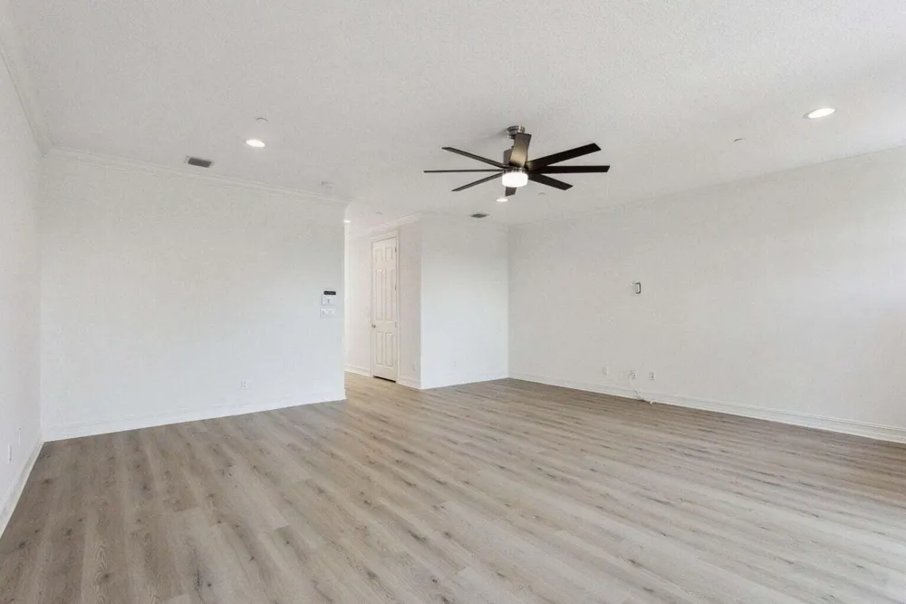 3863 NE 22nd Way Lighthouse Point, FL 33064
