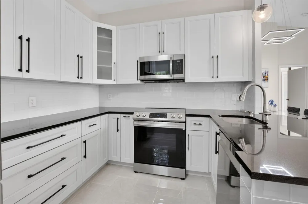 5406 Firenze Drive #M Boynton Beach, FL 33437