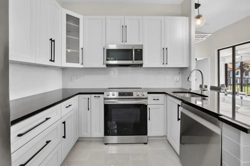 5406 Firenze Drive #M Boynton Beach, FL 33437