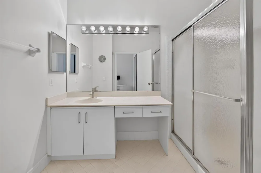 5406 Firenze Drive #M Boynton Beach, FL 33437