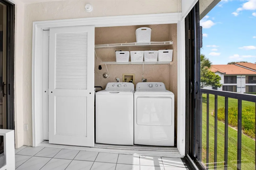 5406 Firenze Drive #M Boynton Beach, FL 33437
