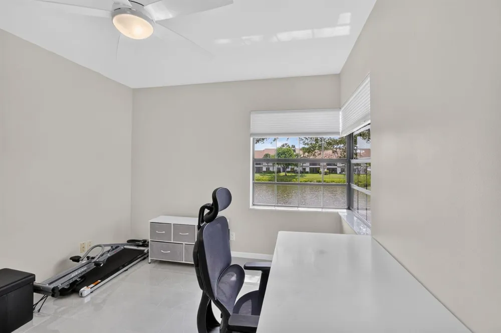 5406 Firenze Drive #M Boynton Beach, FL 33437