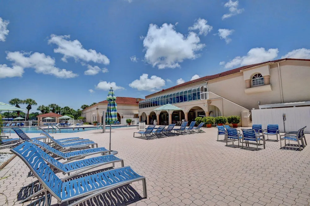 5406 Firenze Drive #M Boynton Beach, FL 33437