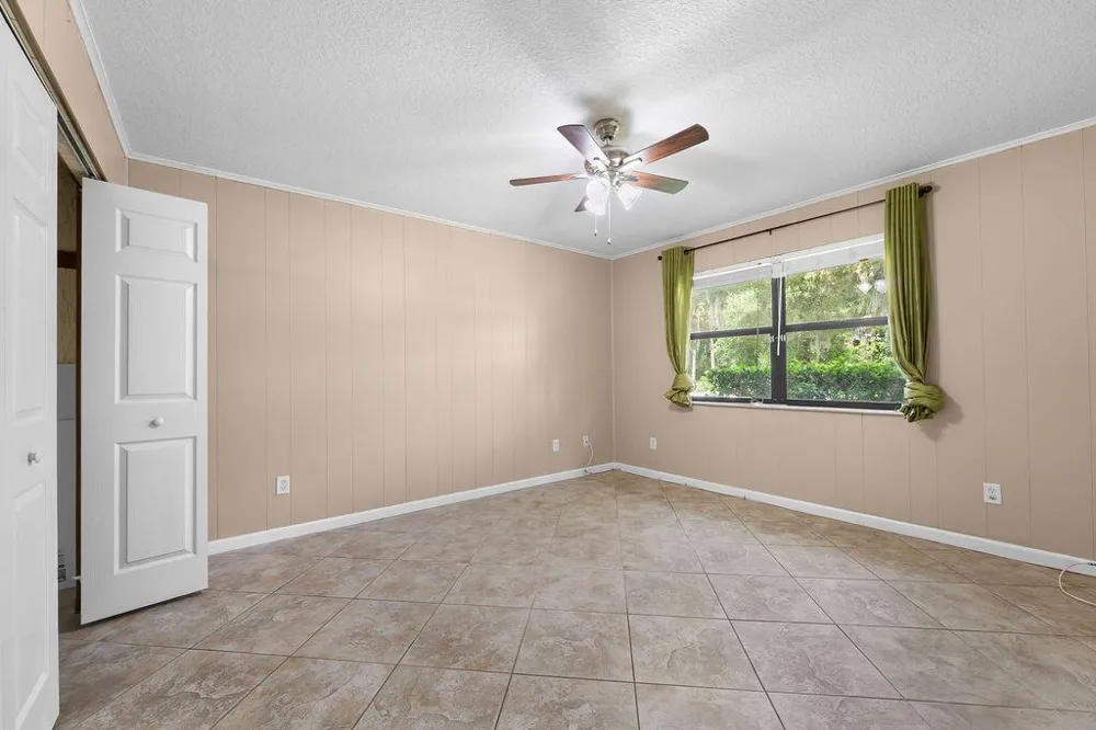 3596 12TH STREET SW Vero Beach, FL 32968