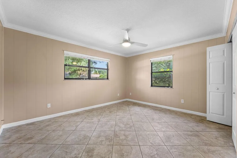 3596 12TH STREET SW Vero Beach, FL 32968
