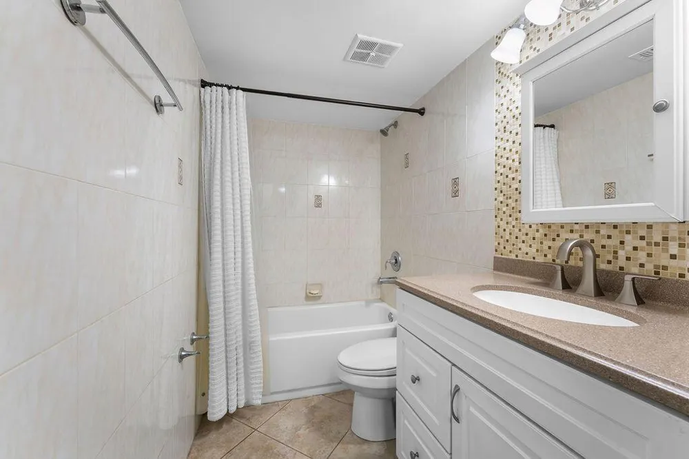 3596 12TH STREET SW Vero Beach, FL 32968