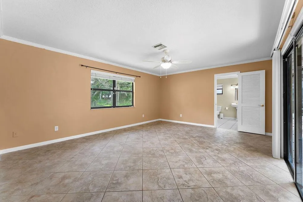 3596 12TH STREET SW Vero Beach, FL 32968