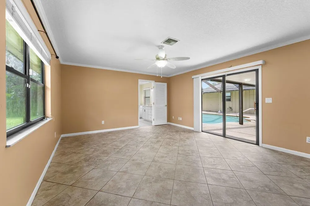 3596 12TH STREET SW Vero Beach, FL 32968
