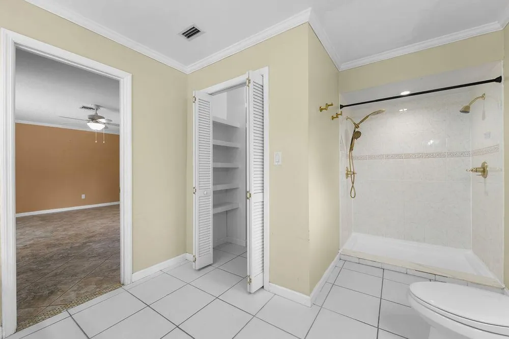3596 12TH STREET SW Vero Beach, FL 32968