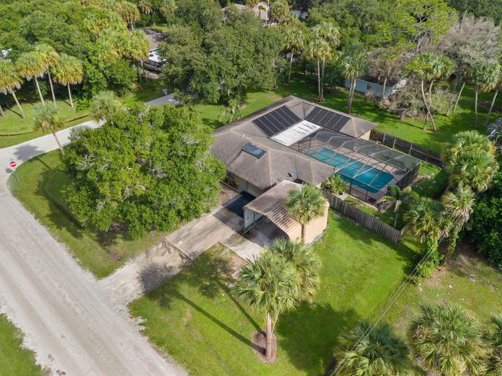 3596 12TH STREET SW Vero Beach, FL 32968