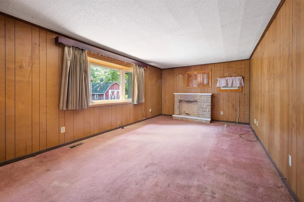6329 Springdale Boulevard Grand Blanc Charter Township, MI 48439