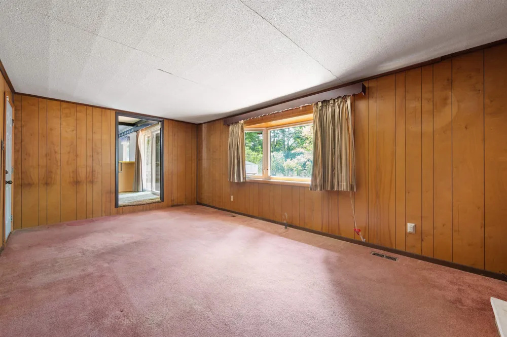 6329 Springdale Boulevard Grand Blanc Charter Township, MI 48439