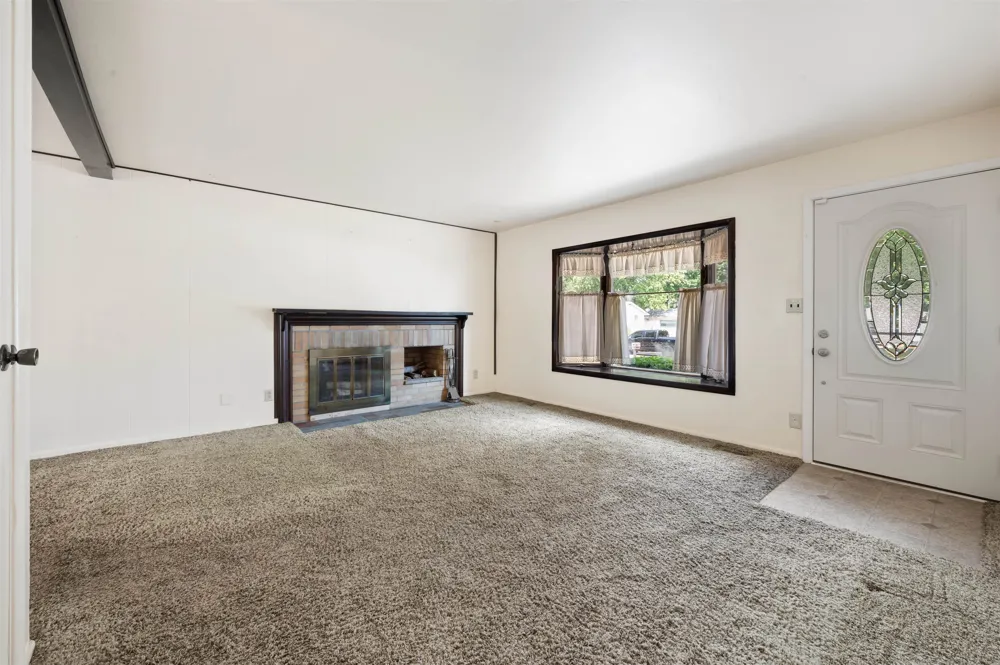 6329 Springdale Boulevard Grand Blanc Charter Township, MI 48439