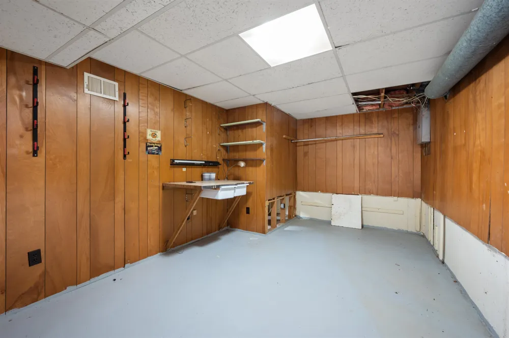 6329 Springdale Boulevard Grand Blanc Charter Township, MI 48439