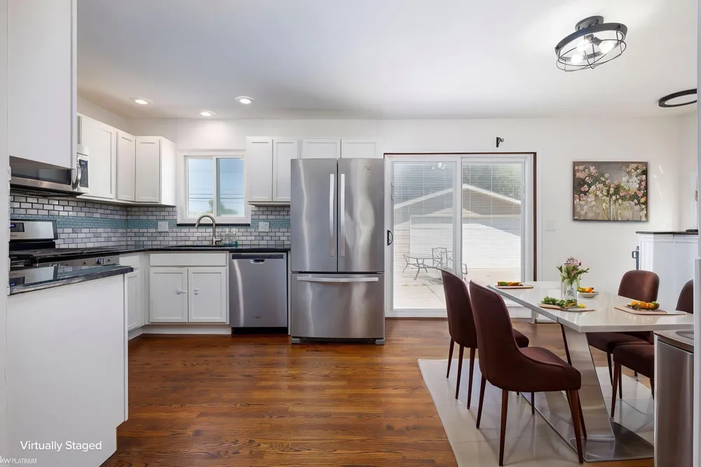 33250 Janet Avenue Fraser City, MI 48026