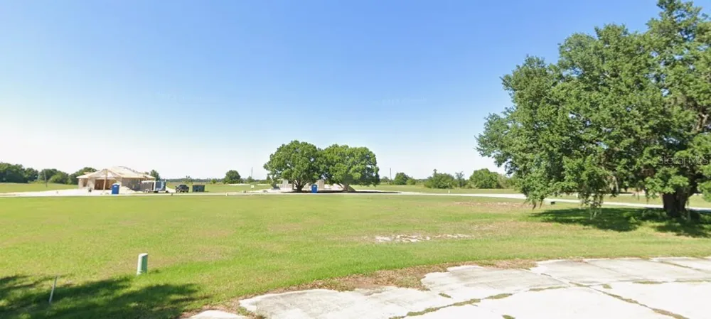 1209 GOLF COURT Sebring, FL 33876
