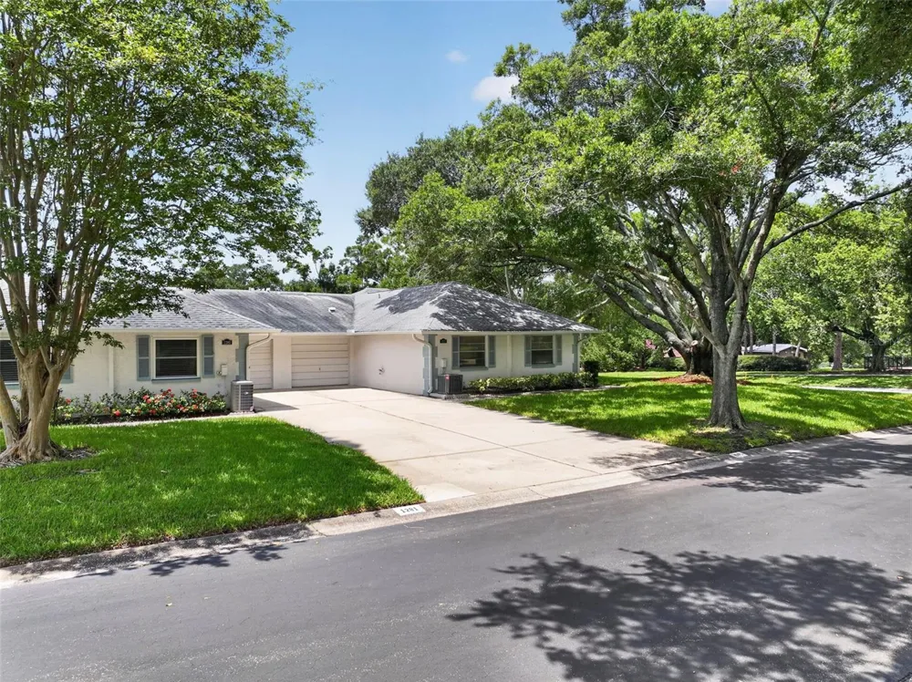 1275 STONEHAVEN LANE Dunedin, FL 34698