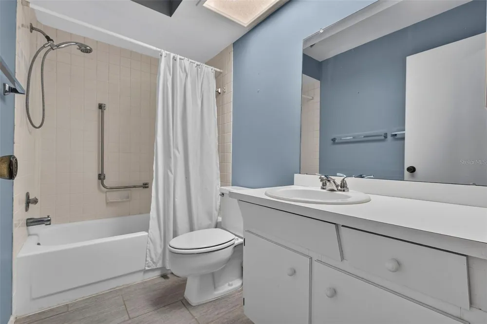 1275 STONEHAVEN LANE Dunedin, FL 34698