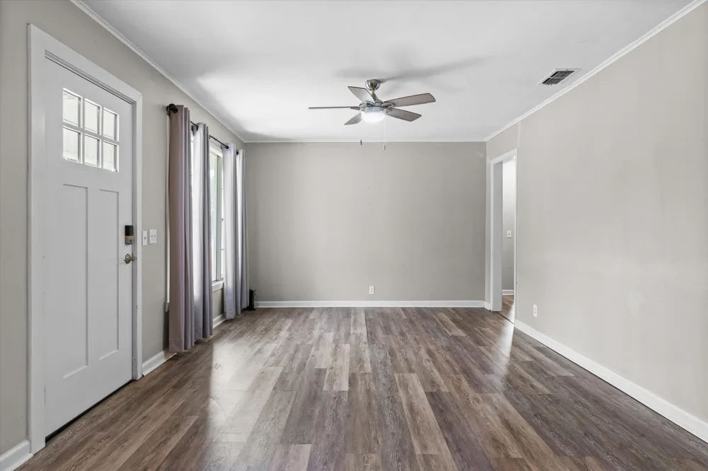 504 E Pennsylvania Avenue Van, TX 75790
