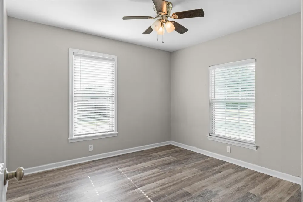 504 E Pennsylvania Avenue Van, TX 75790