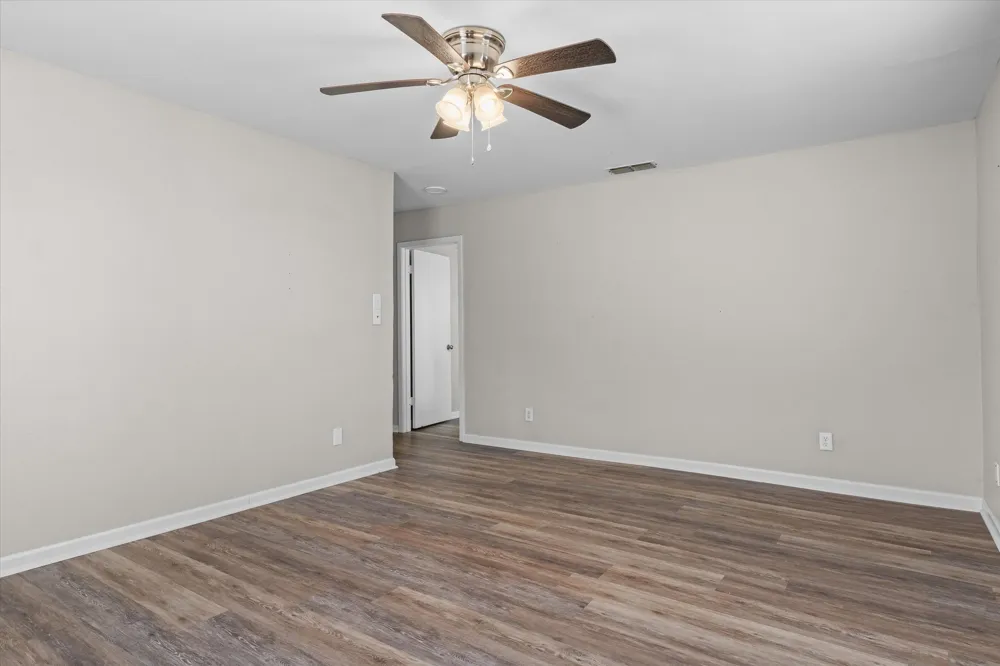 504 E Pennsylvania Avenue Van, TX 75790