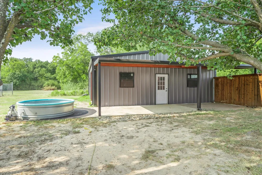 504 E Pennsylvania Avenue Van, TX 75790