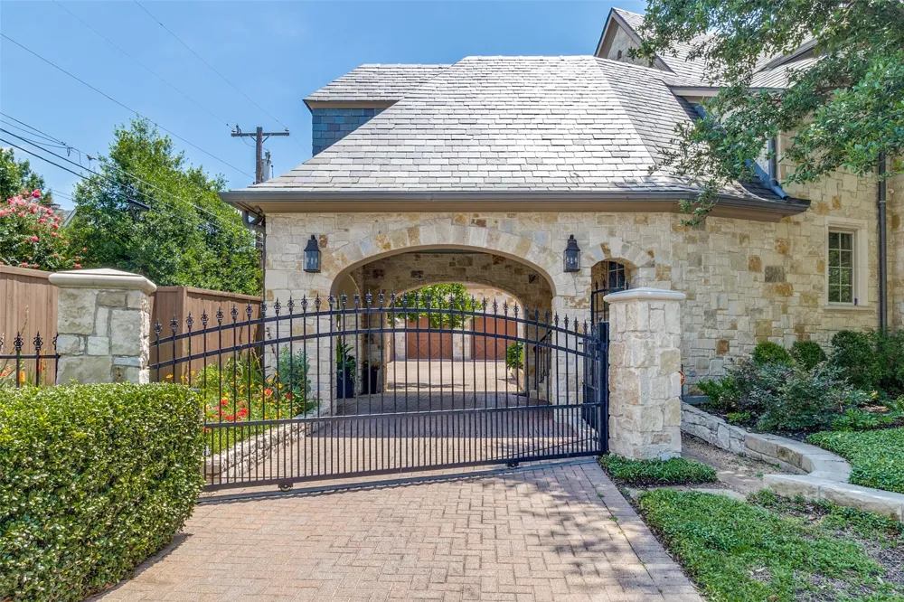 5800 Armstrong Parkway University Park, TX 75205