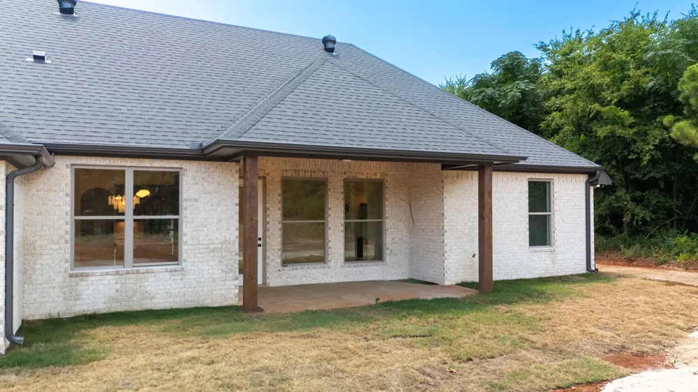 17049 Island Lake Drive Tyler, TX 75708