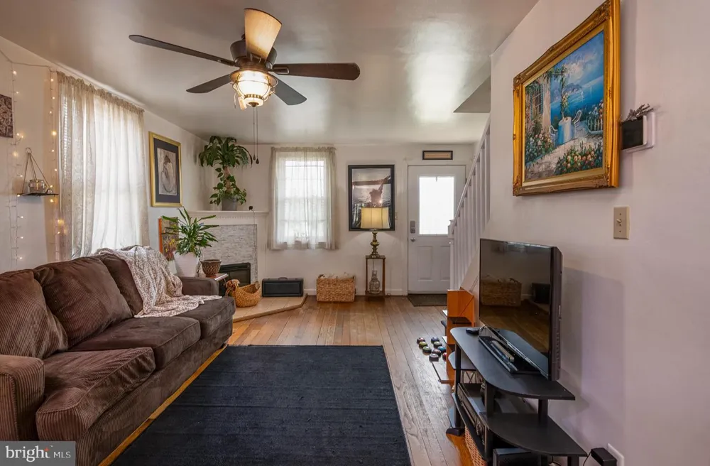 1925 E FAIRMONT STREET Allentown, PA 18109