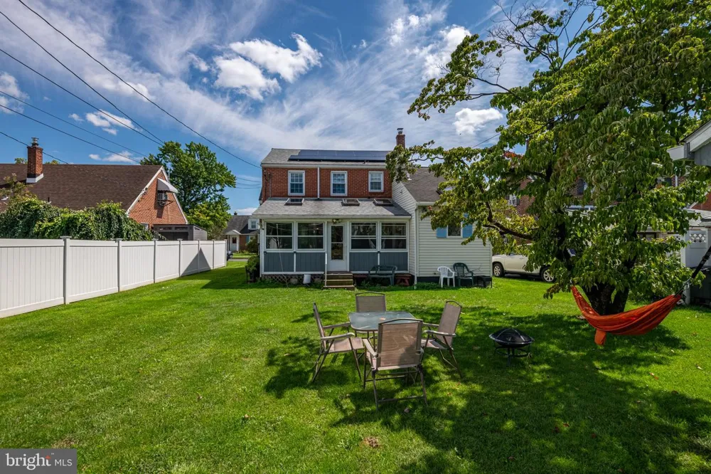 1925 E FAIRMONT STREET Allentown, PA 18109