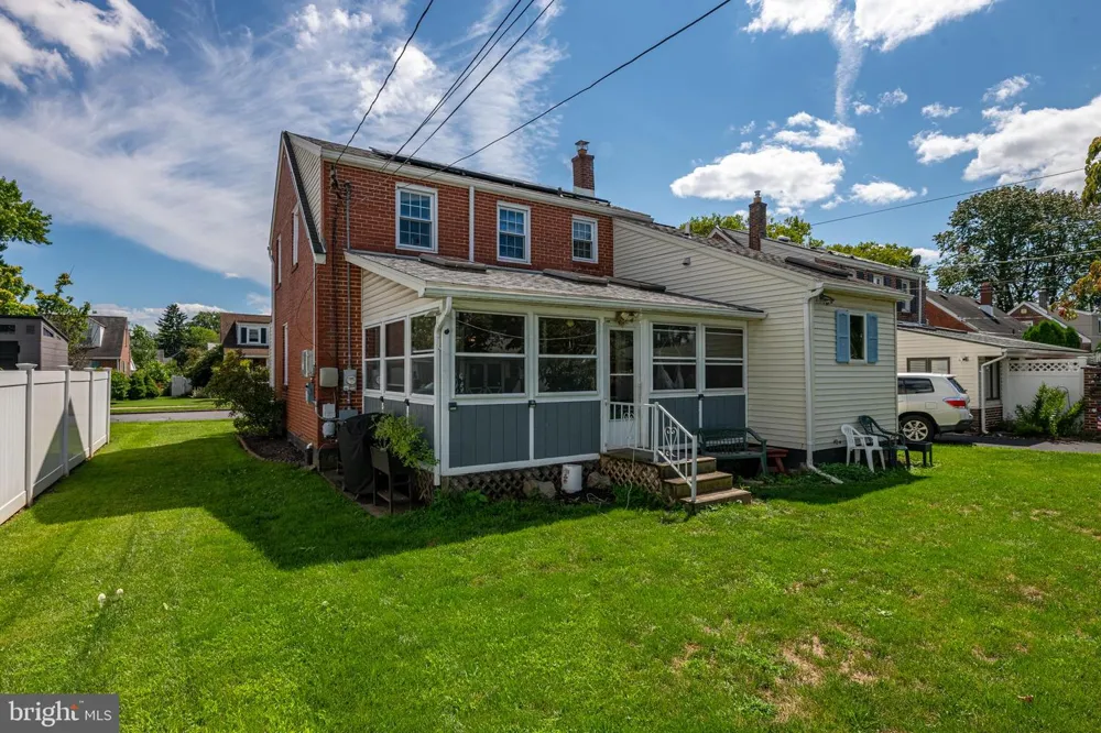 1925 E FAIRMONT STREET Allentown, PA 18109
