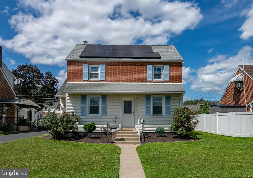 1925 E FAIRMONT STREET Allentown, PA 18109