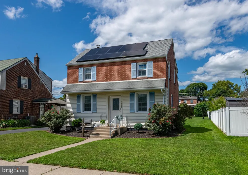 1925 E FAIRMONT STREET Allentown, PA 18109