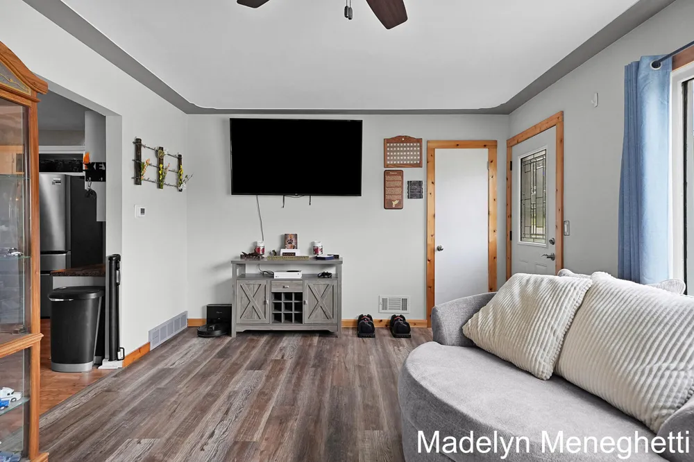2765 Baldwin Street Jenison, MI 49428