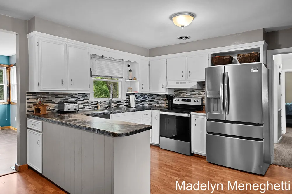 2765 Baldwin Street Jenison, MI 49428