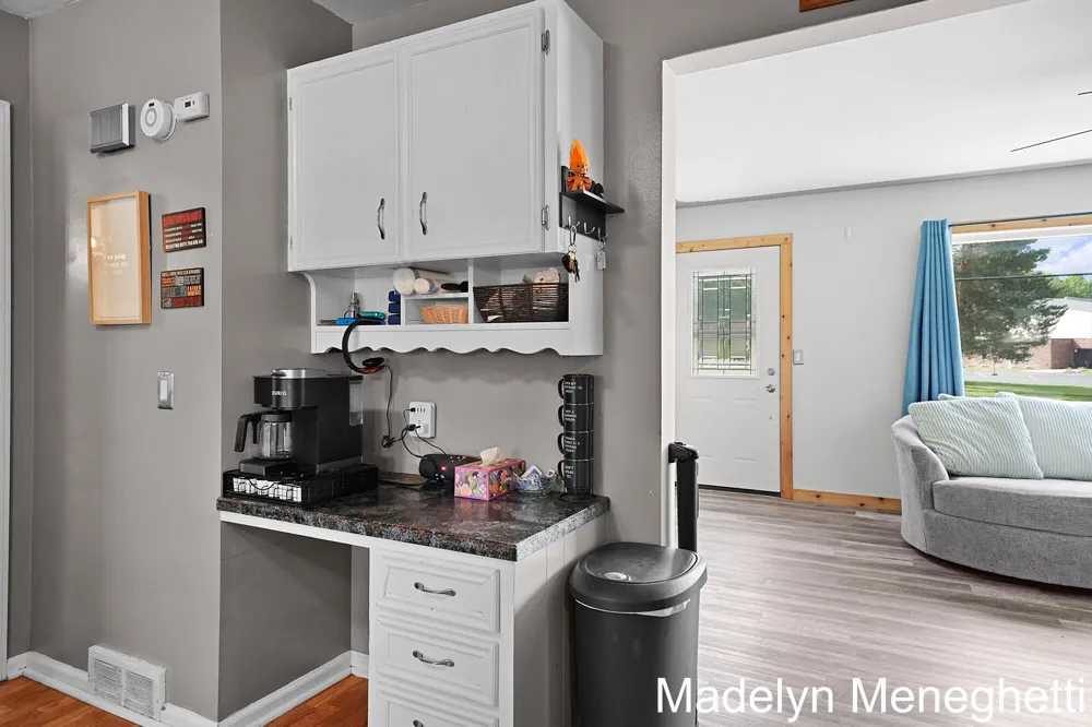 2765 Baldwin Street Jenison, MI 49428