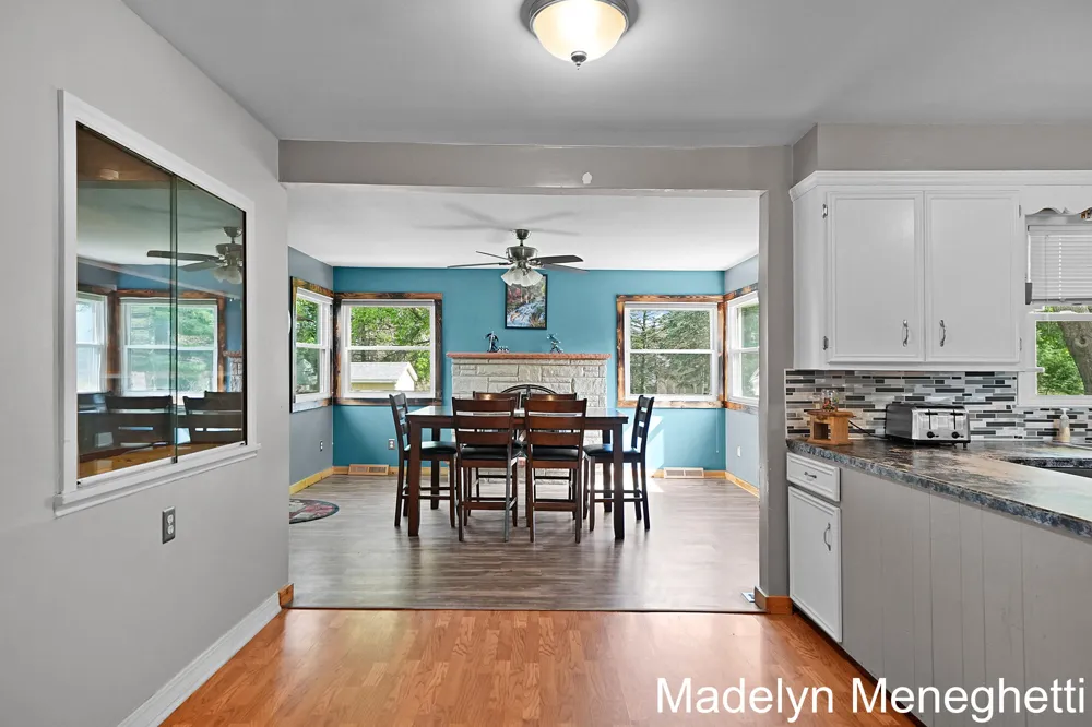 2765 Baldwin Street Jenison, MI 49428
