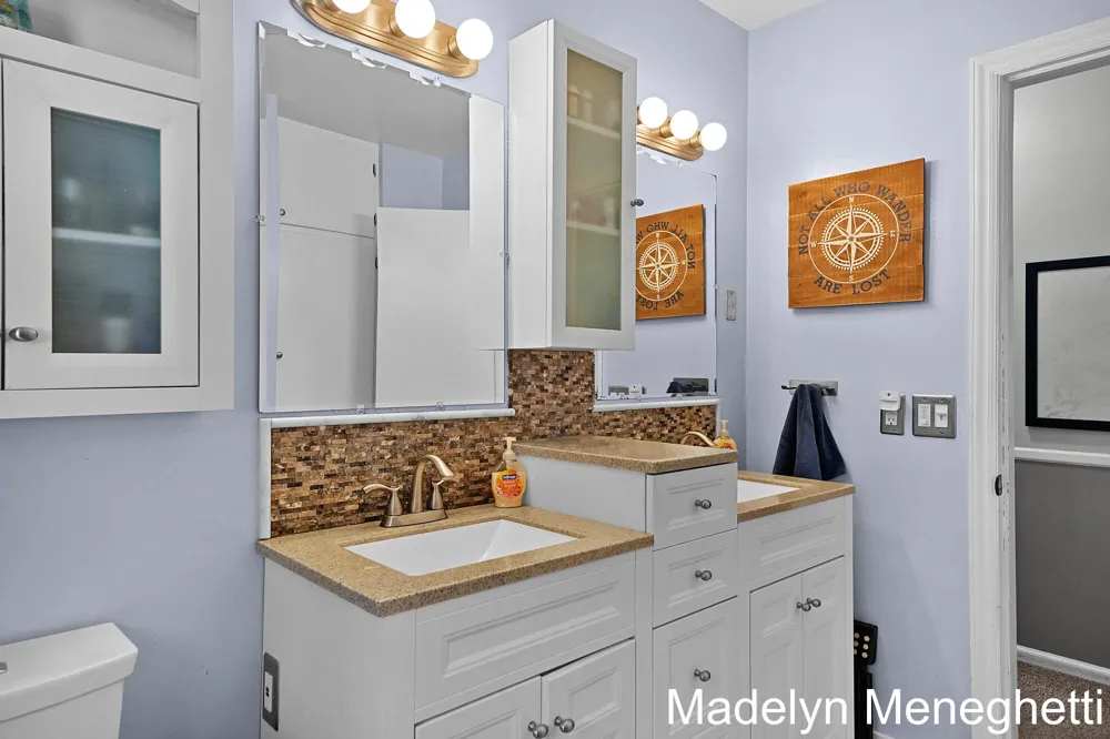 2765 Baldwin Street Jenison, MI 49428