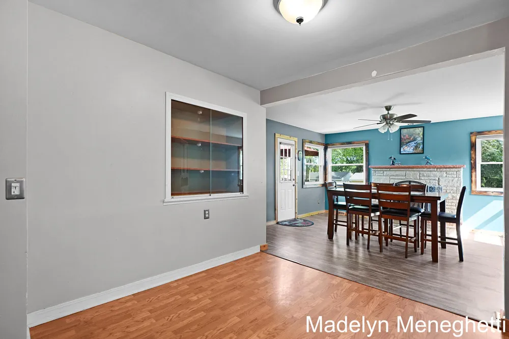 2765 Baldwin Street Jenison, MI 49428