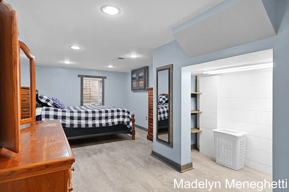 2765 Baldwin Street Jenison, MI 49428
