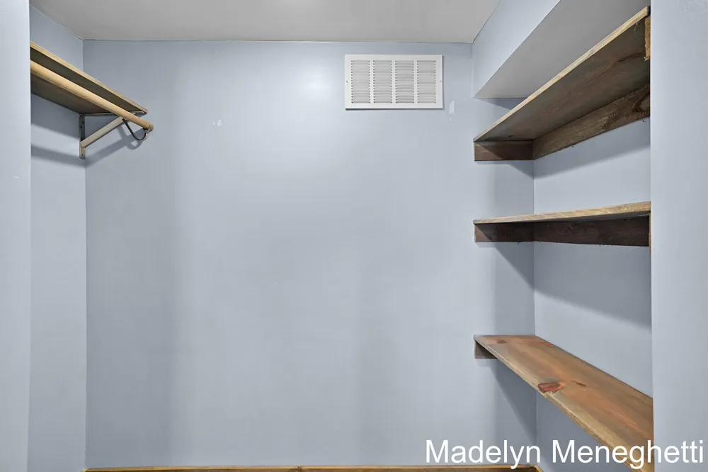 2765 Baldwin Street Jenison, MI 49428