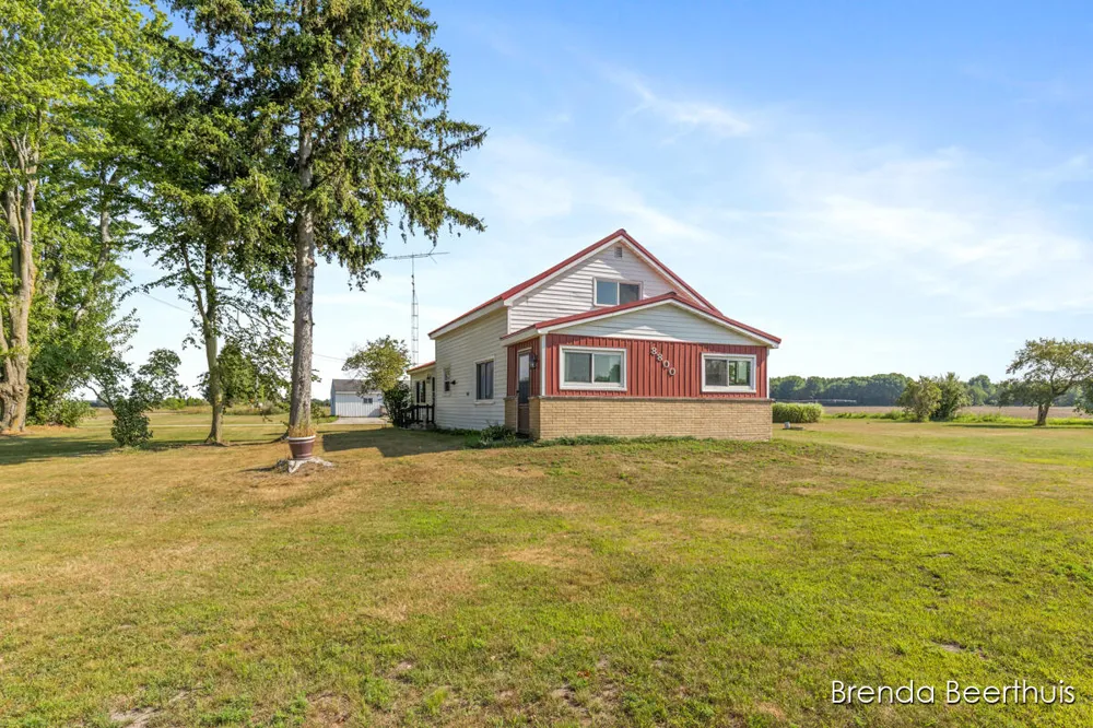 8800 Ellis Road Ravenna Township, MI 49451