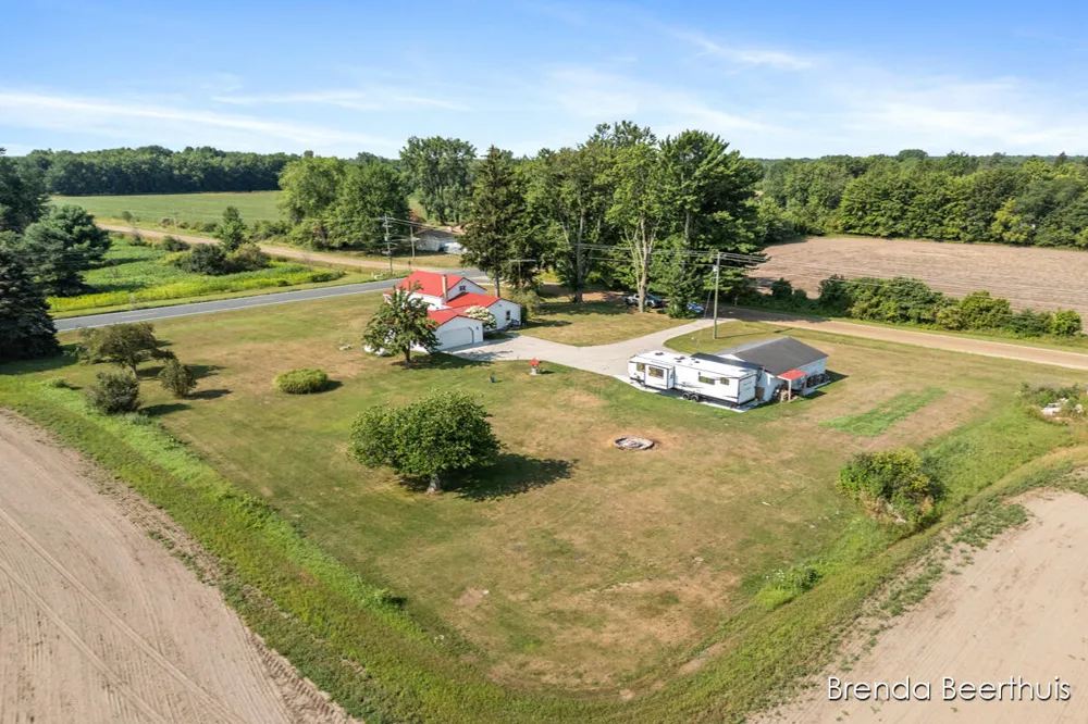 8800 Ellis Road Ravenna Township, MI 49451
