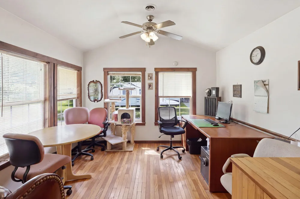 2899 Tanner Lake Road Hastings City, MI 49058
