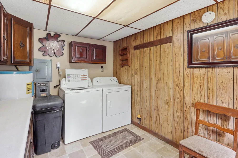 2899 Tanner Lake Road Hastings City, MI 49058