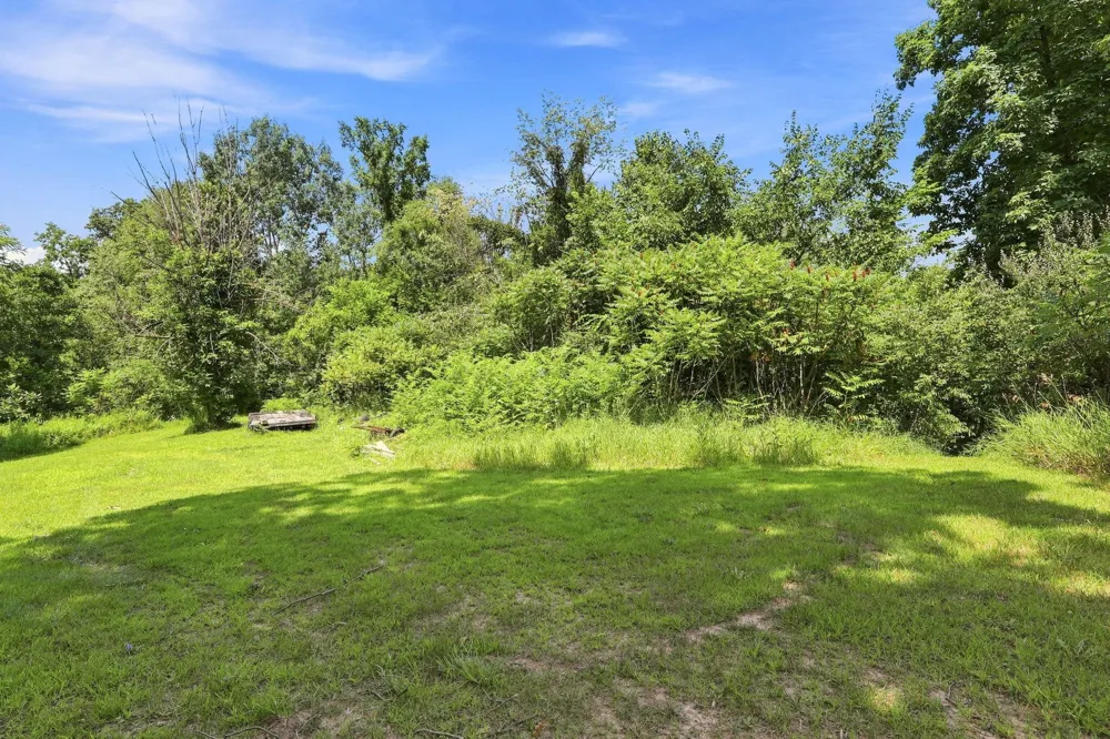 2899 Tanner Lake Road Hastings City, MI 49058