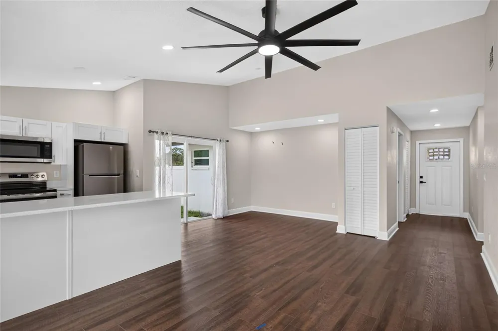 5408 MARLWOOD COURT Tampa, FL 33624