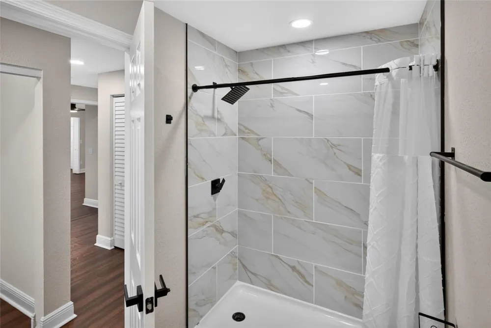 5408 MARLWOOD COURT Tampa, FL 33624